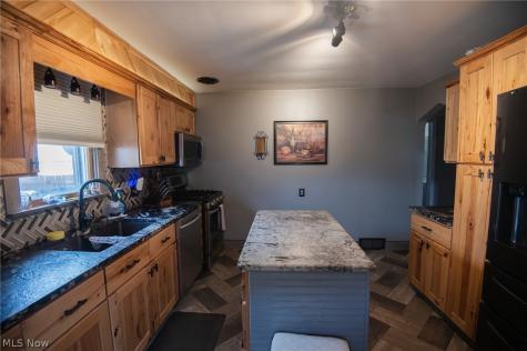 69 S Belle Vista Avenue Youngstown OH 44509