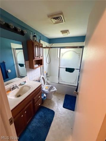 1988 Greensburg Road North Canton OH 44720
