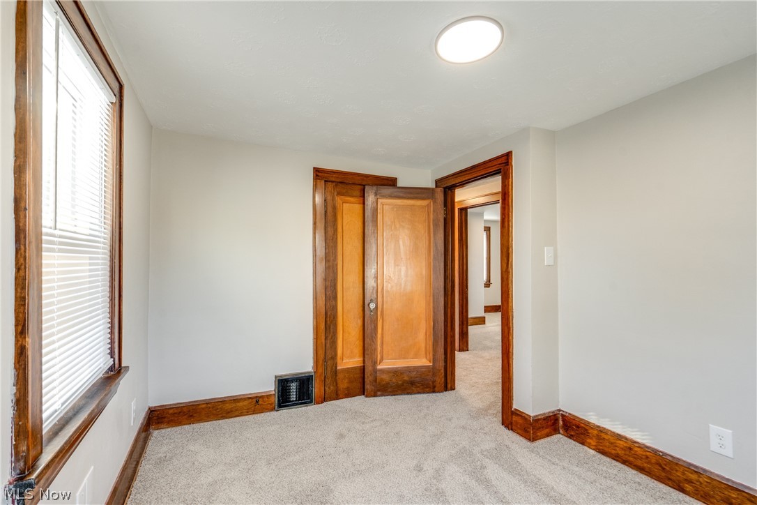 1835 Thornapple Avenue Akron OH 44301