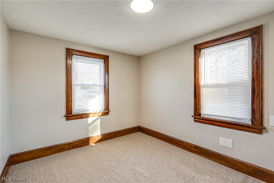 1835 Thornapple Avenue Akron OH 44301