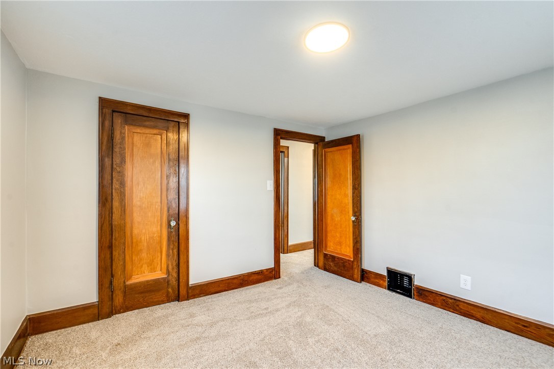 1835 Thornapple Avenue Akron OH 44301