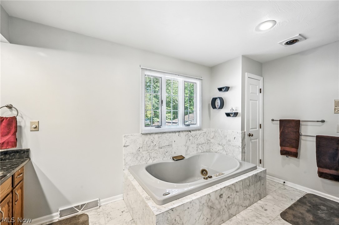3682 Sperone Drive Canfield OH 44406