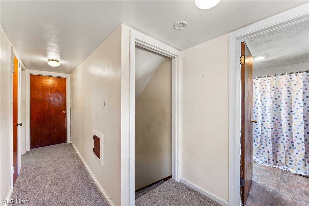 1418 Churchill Hubbard Road Youngstown OH 44505
