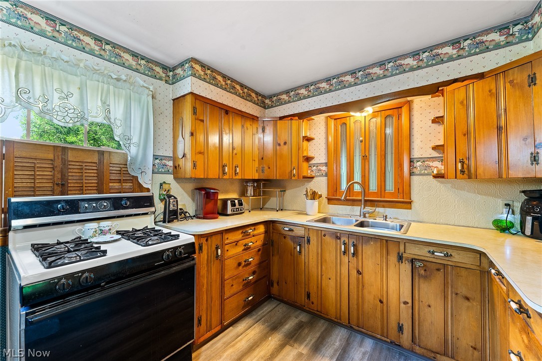 1418 Churchill Hubbard Road Youngstown OH 44505