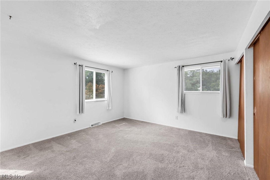 6221 Brighton Drive North Olmsted OH 44070