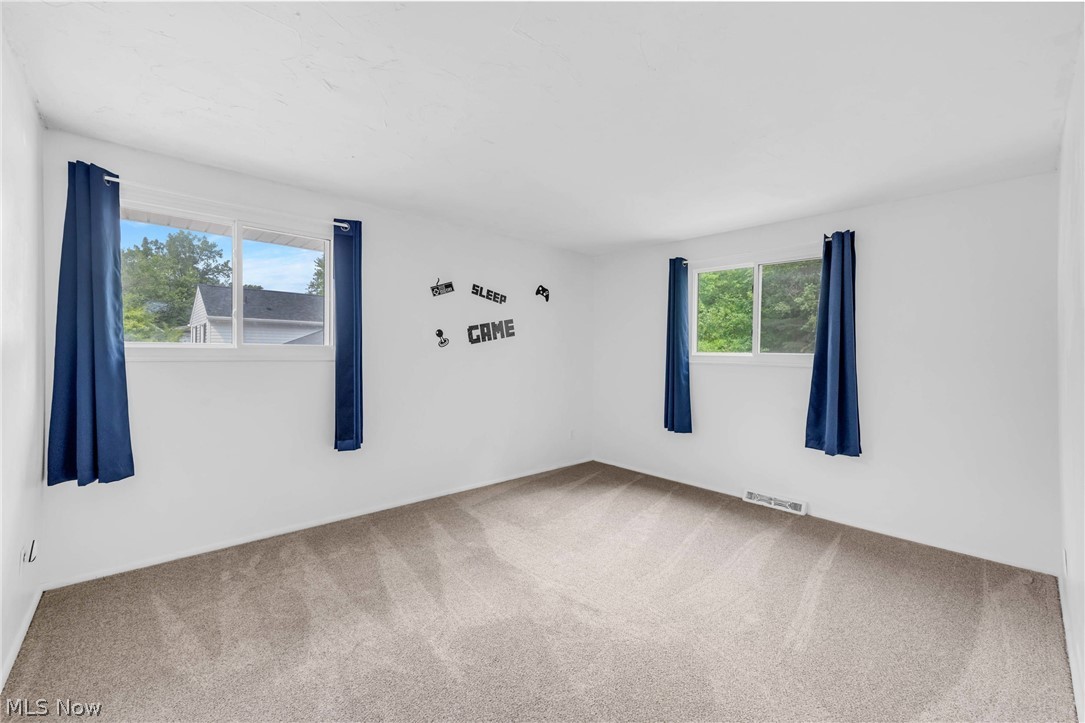 6221 Brighton Drive North Olmsted OH 44070