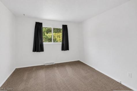 6221 Brighton Drive North Olmsted OH 44070