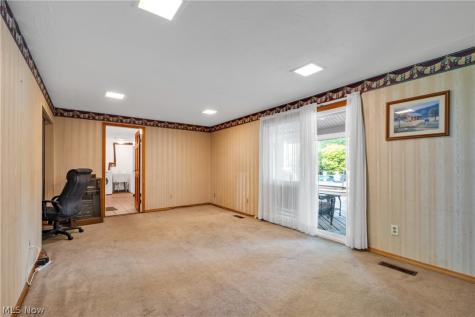 6221 Brighton Drive North Olmsted OH 44070