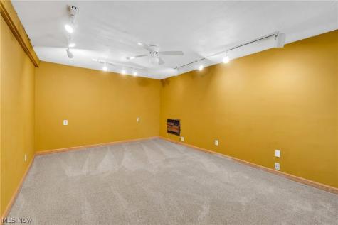 6221 Brighton Drive North Olmsted OH 44070