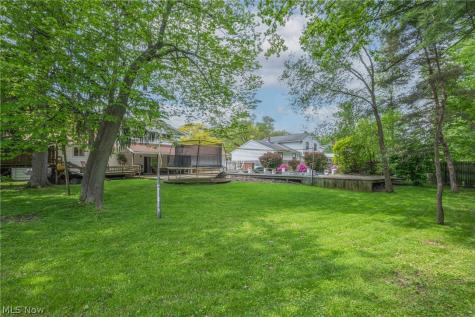6221 Brighton Drive North Olmsted OH 44070