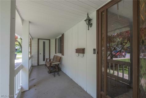 6221 Brighton Drive North Olmsted OH 44070
