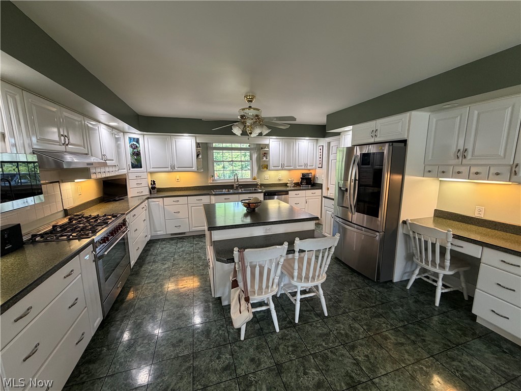 16592 Davis Drive East Liverpool OH 43920