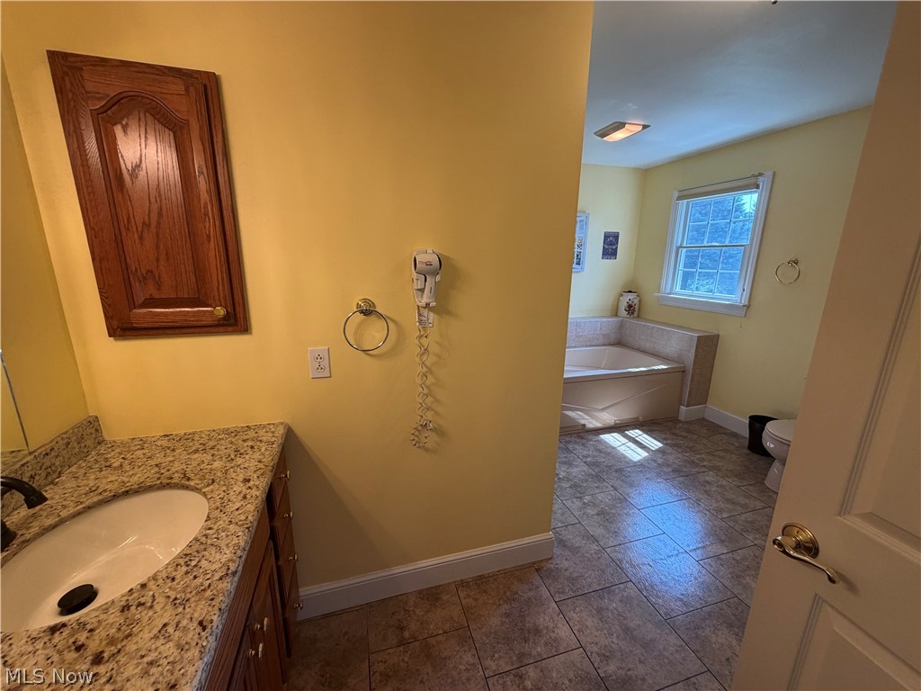 16592 Davis Drive East Liverpool OH 43920
