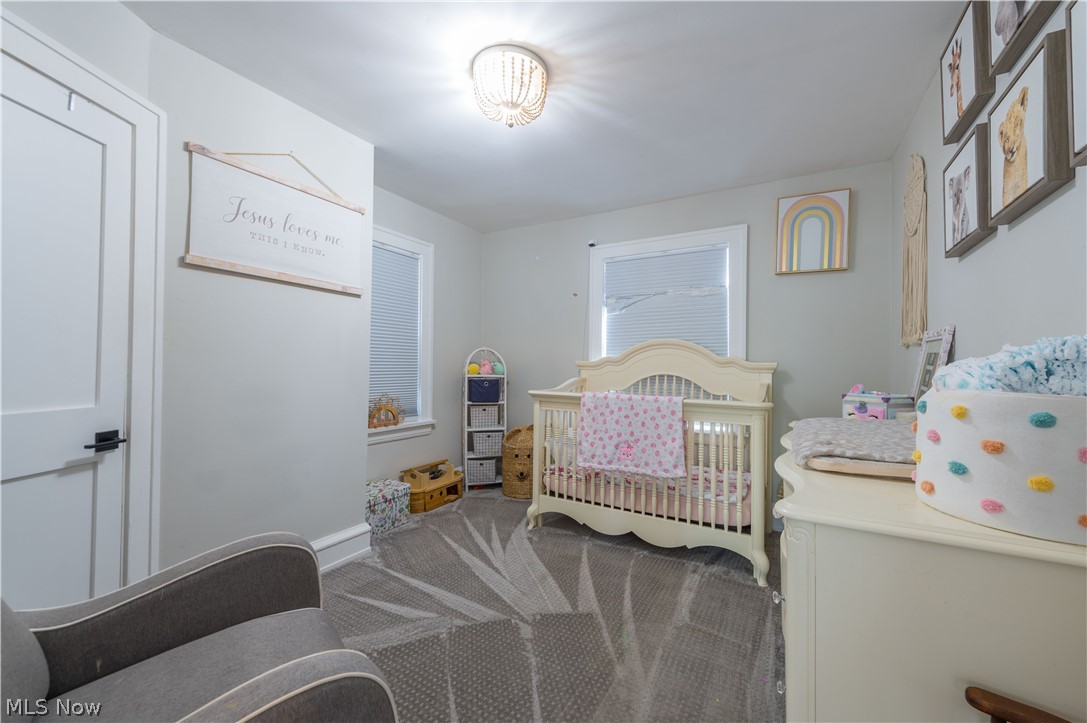 1225 Gladys Avenue Lakewood OH 44107