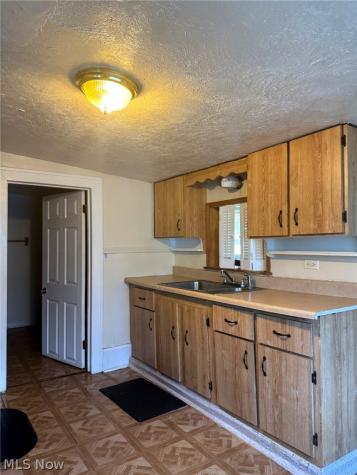 240 E 238th Street Euclid OH 44123