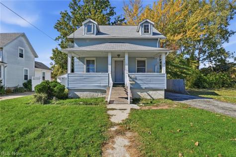 4040 Saint Clair Street Willoughby OH 44094