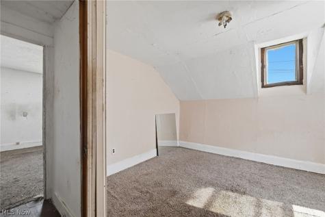 4040 Saint Clair Street Willoughby OH 44094