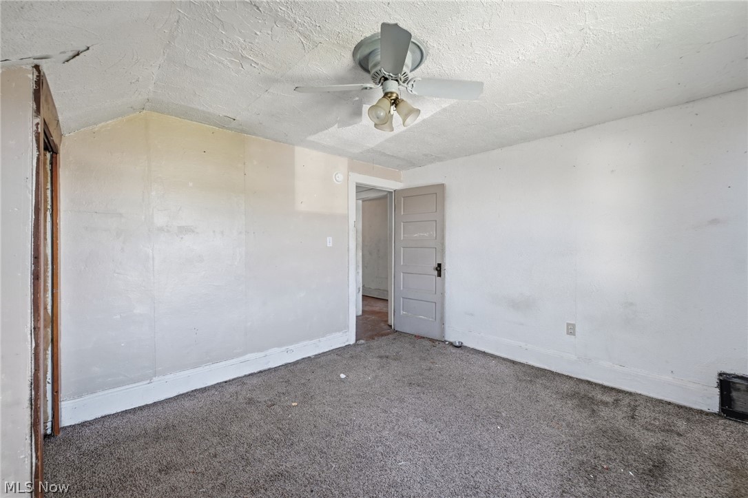 4040 Saint Clair Street Willoughby OH 44094
