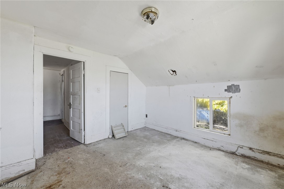 4040 Saint Clair Street Willoughby OH 44094