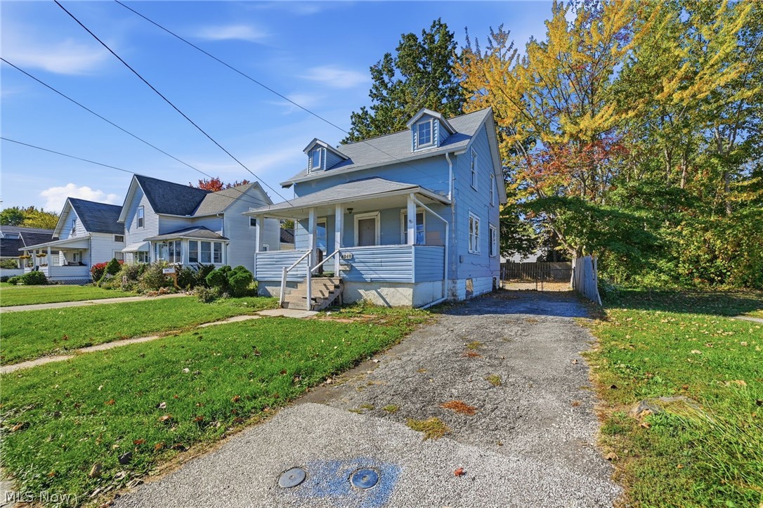 4040 Saint Clair Street Willoughby OH 44094