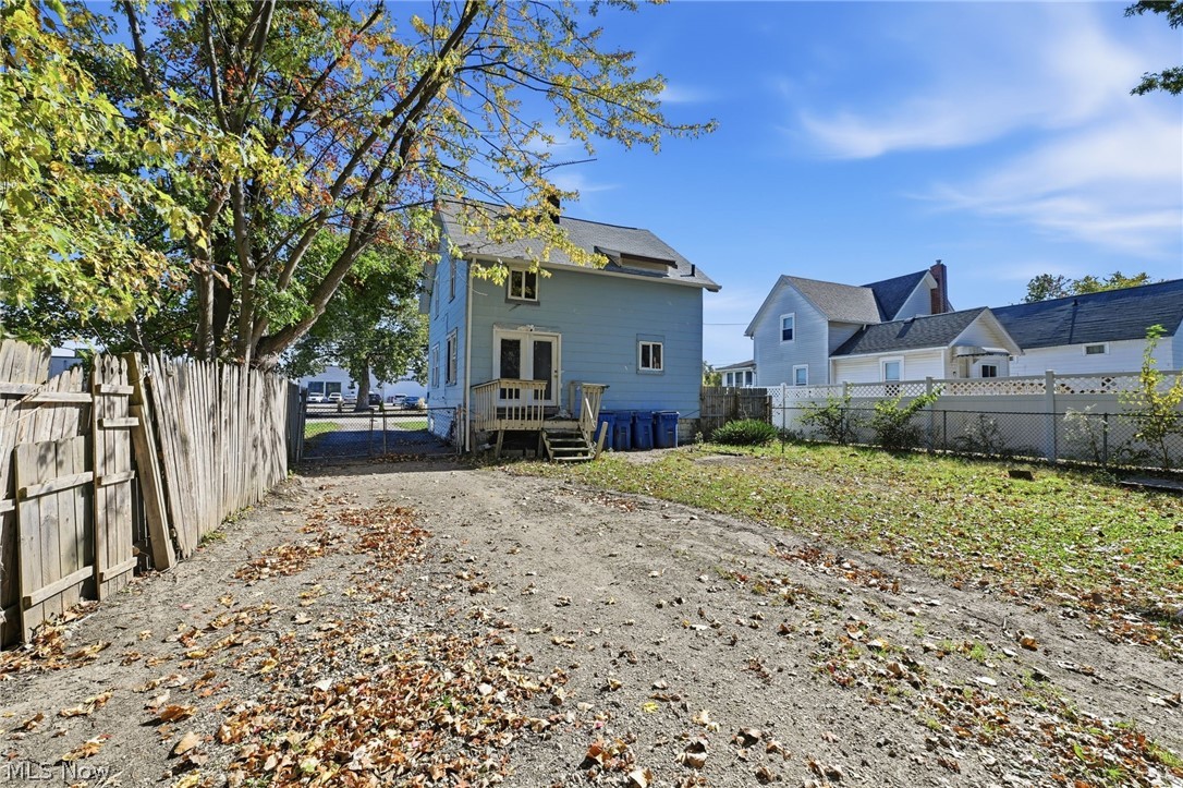 4040 Saint Clair Street Willoughby OH 44094