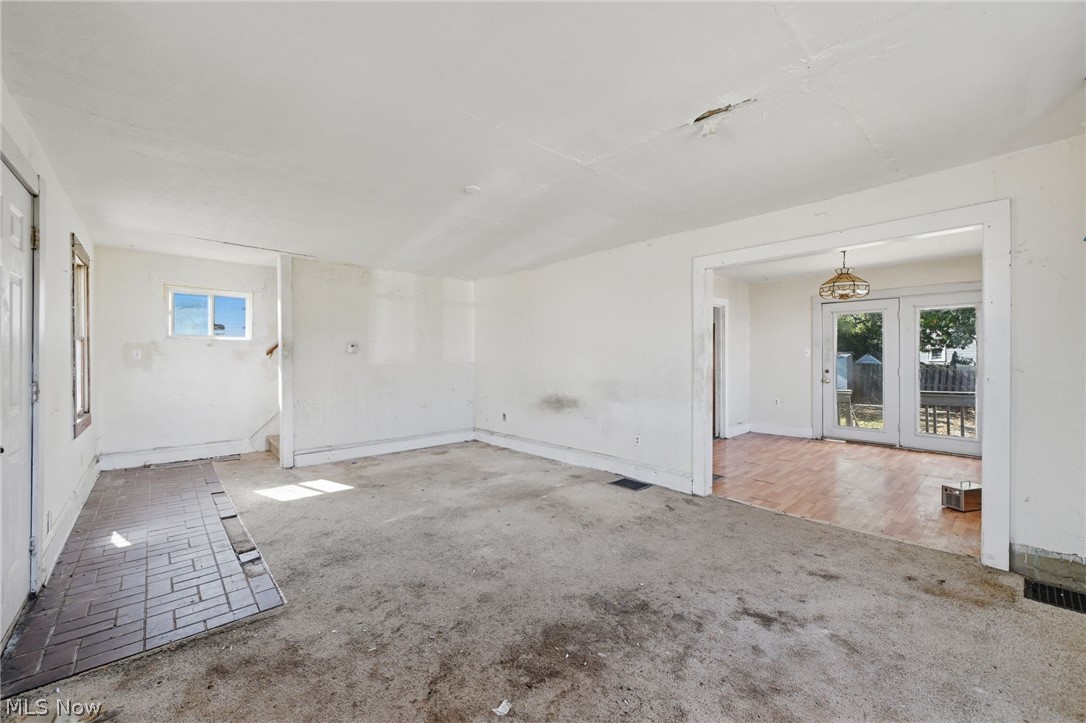 4040 Saint Clair Street Willoughby OH 44094