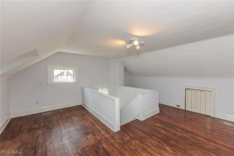 2168 Cottage Grove Drive Cleveland Heights OH 44118