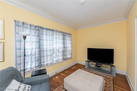 2168 Cottage Grove Drive Cleveland Heights OH 44118