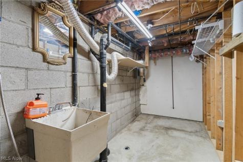 343 3rd Street Wadsworth OH 44281