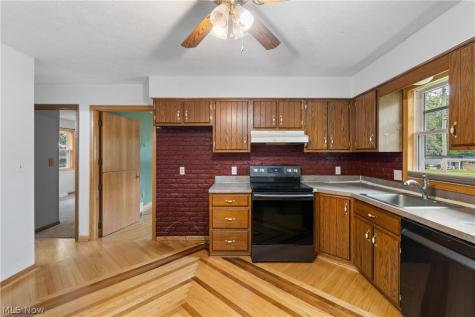 343 3rd Street Wadsworth OH 44281