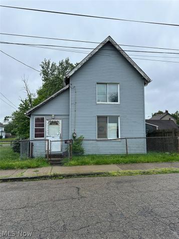 1616 Bank Place SW Canton OH 44706