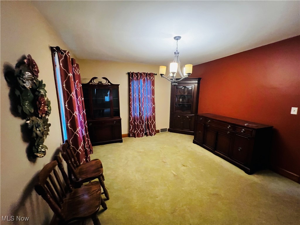 843 Lawrence Avenue Girard OH 44420