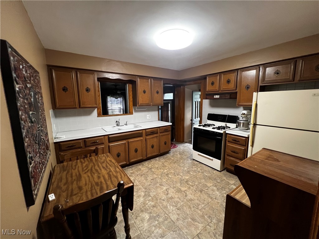 843 Lawrence Avenue Girard OH 44420