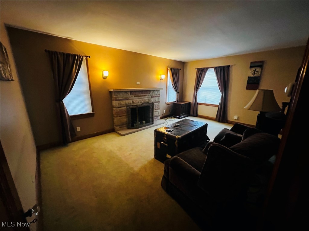 843 Lawrence Avenue Girard OH 44420