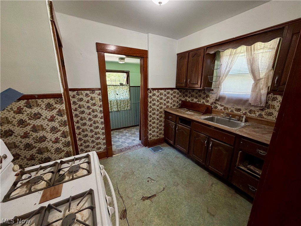 836 Stiles Avenue Youngstown OH 44505