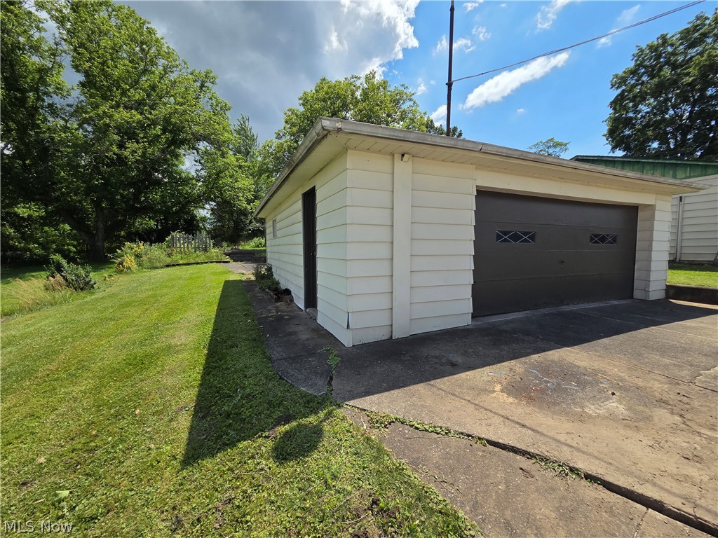 636 Lincoln Avenue Struthers OH 44471