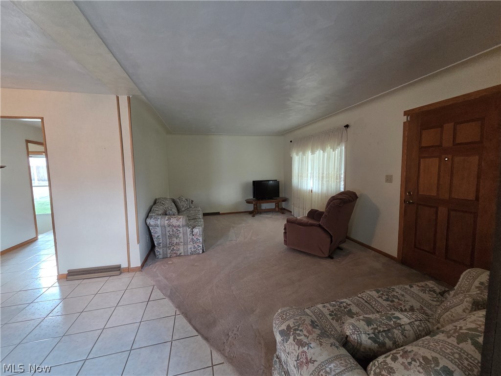 636 Lincoln Avenue Struthers OH 44471