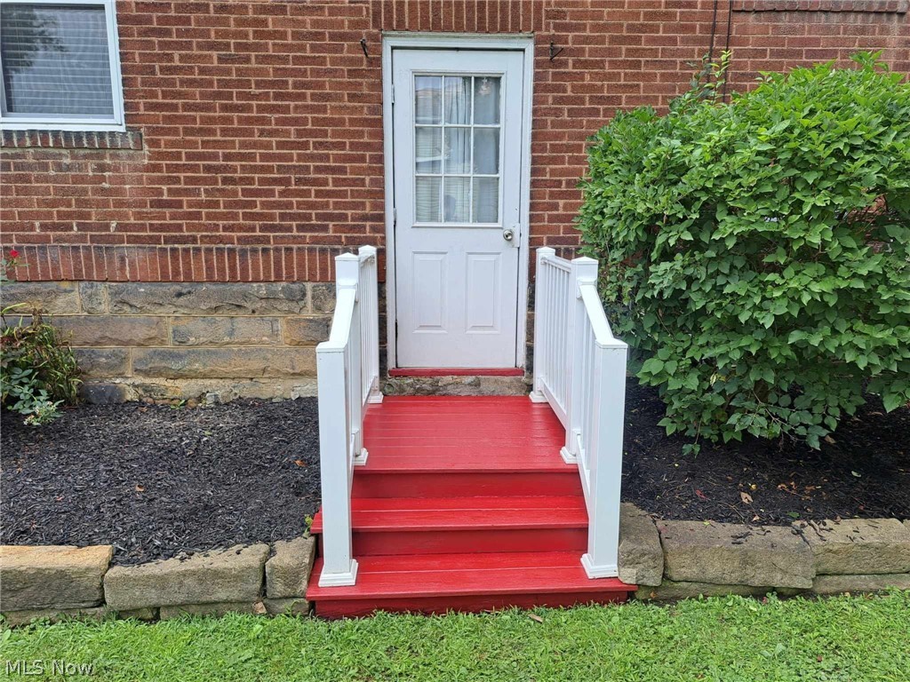 406 E Lincoln Way Lisbon OH 44432