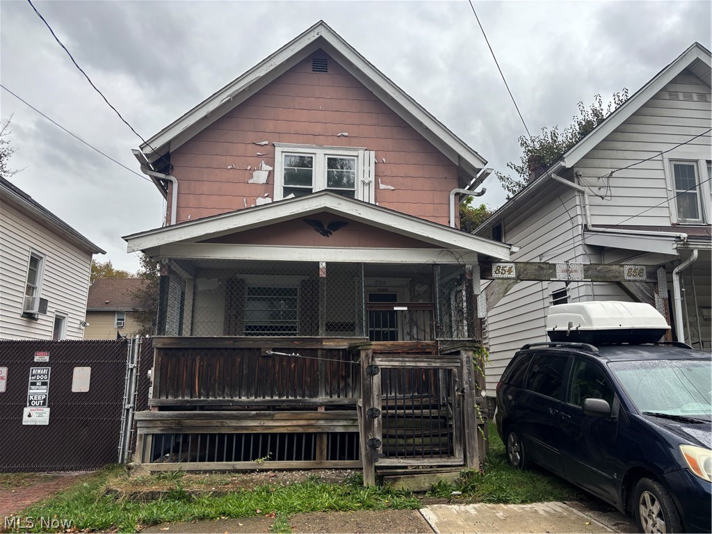 854 Keeney Street Akron OH 44310