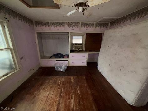 854 Keeney Street Akron OH 44310
