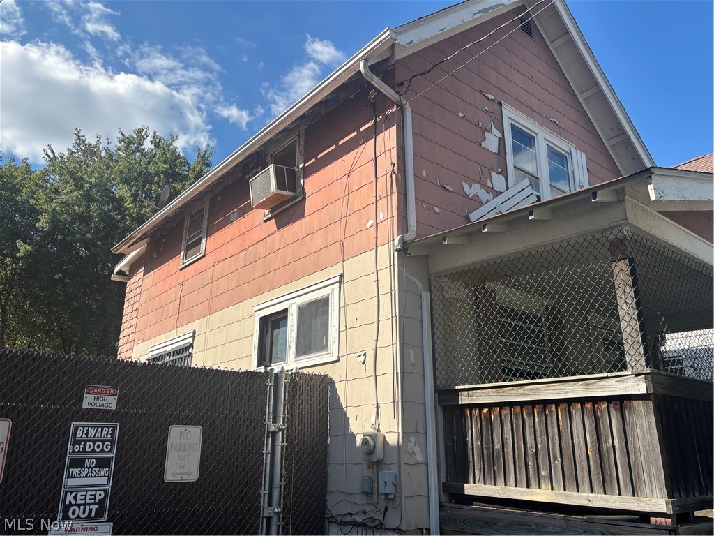 854 Keeney Street Akron OH 44310