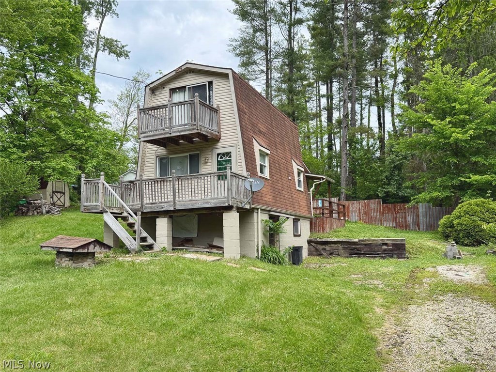 2087 Vesper Road SW Carrollton OH 44615