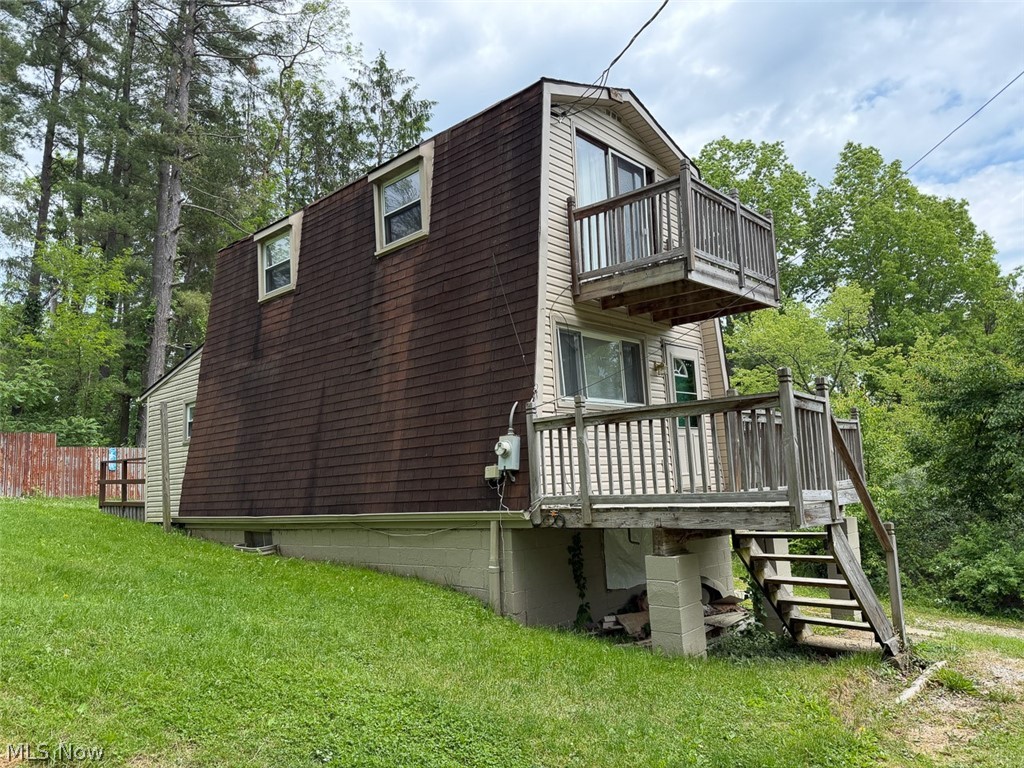 2087 Vesper Road SW Carrollton OH 44615