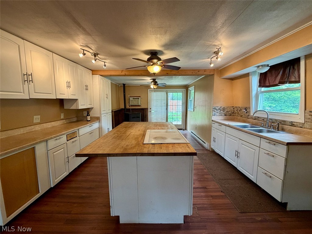 2087 Vesper Road SW Carrollton OH 44615