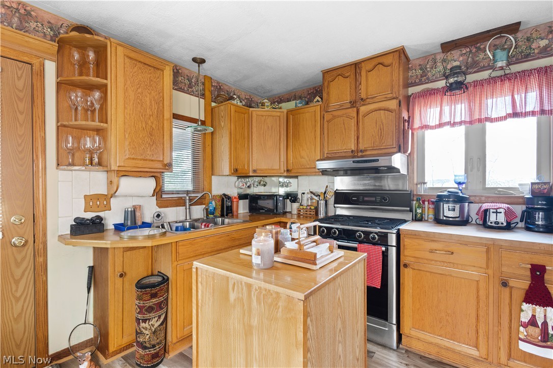 18990 New Gottengen Road Salesville OH 43778