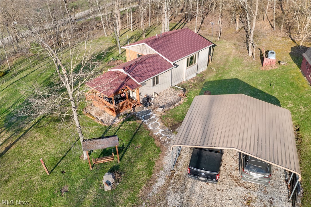 18990 New Gottengen Road Salesville OH 43778