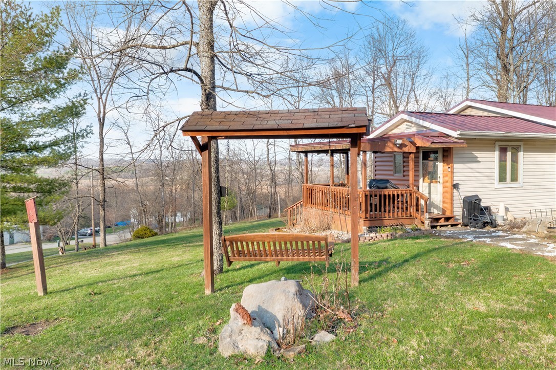 18990 New Gottengen Road Salesville OH 43778