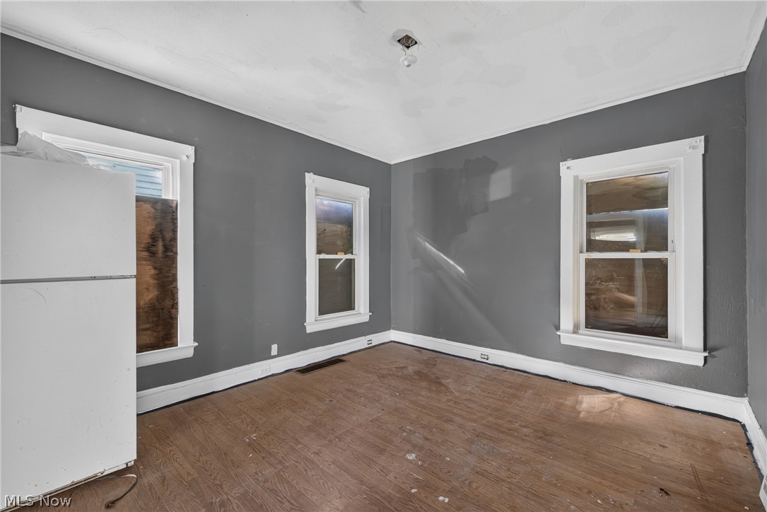 890 E 75th Street Cleveland OH 44103