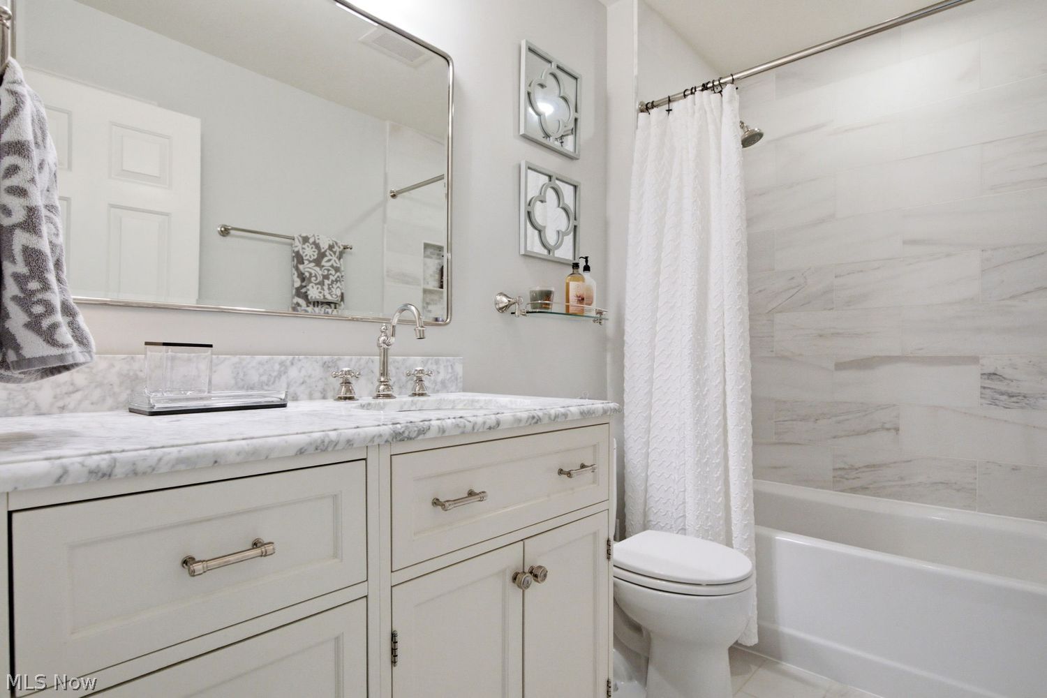 14673 River Glen Drive Novelty OH 44072