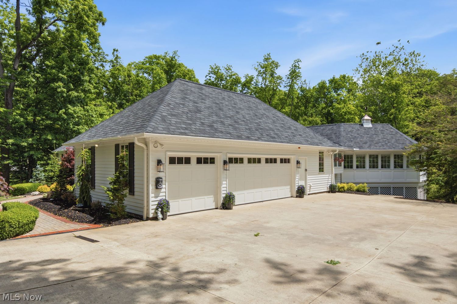 14673 River Glen Drive Novelty OH 44072